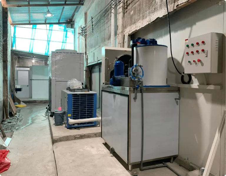 Thiết bị làm đá vảy và tủ điện điều khiển